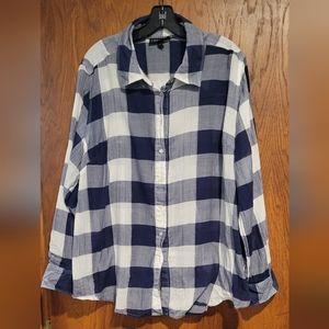 Lane Bryant Blue and White Checked Button Down Size 22/24